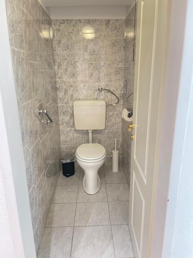 Cosy Apartment Near Schoenbrunn & Meidlinger Market فيينا المظهر الخارجي الصورة